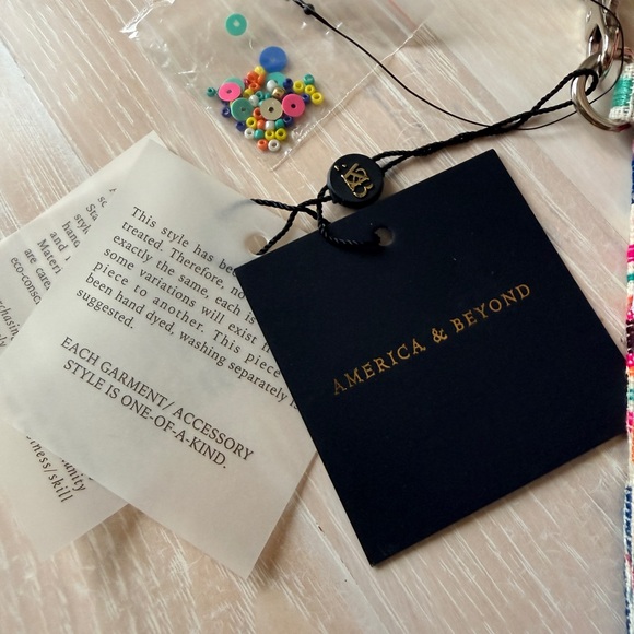 America & Beyond Clutch - New Confetti - Picture 6 of 6